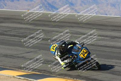 media/Mar-21-2025-CVMA Friday Practice (Fri) [[30cd4fe323]]/2-Racer 1/Session 2 (Bowl)/